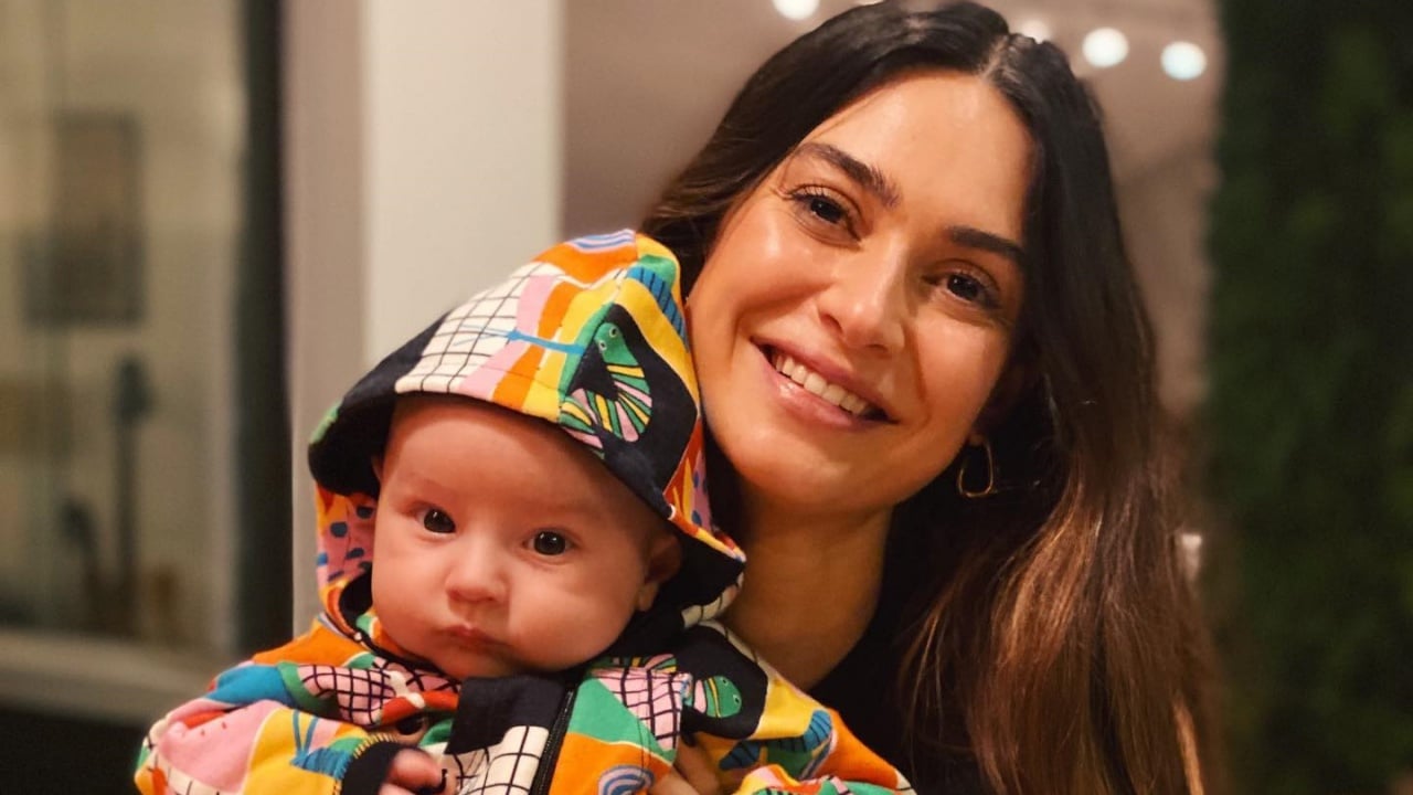 Thaila Ayala faz desabafo sobre ser mãe Uma hora a exaustão passa