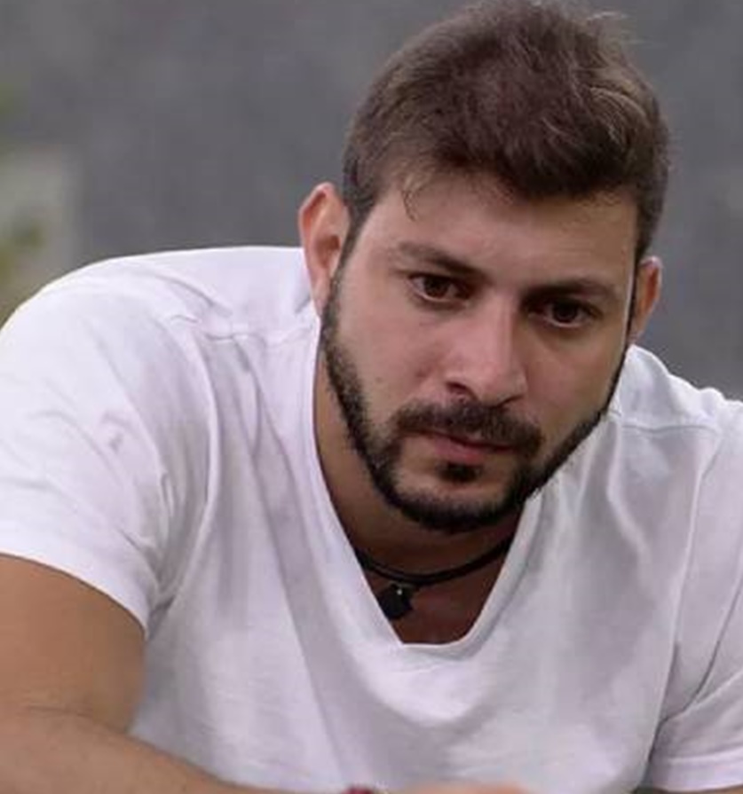 Ex Bbb Caio Afiune Faz Transplante Est Tico Famosos Em Off