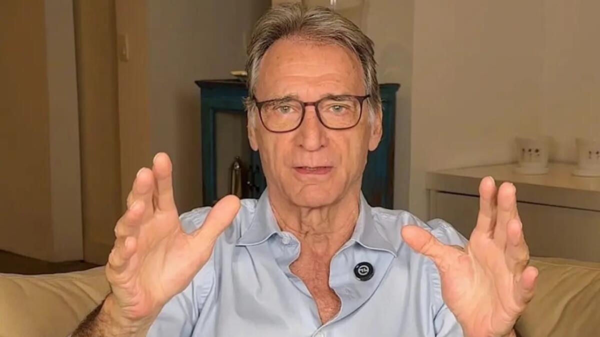 Ator Herson Capri sofre infarto, interrompe agenda e filho emociona com declaração