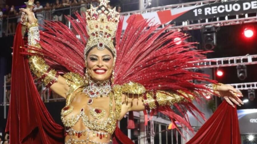 Juliana Paes retorna à Viradouro e protagoniza momento marcante na Sapucaí (1)