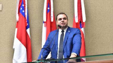 05-Dep.-Roberto-Cidade-Eleito-com-a-maior-votacao-da-historia-do-parlamento-estadual-Roberto-Cidade-assume-nesta-quarta-feira-seu-segundo-mandato