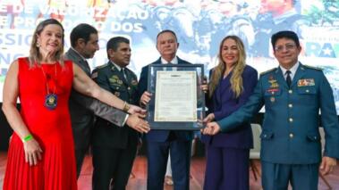 EM OFF - Notícias Exclusivas em Primeira Mão